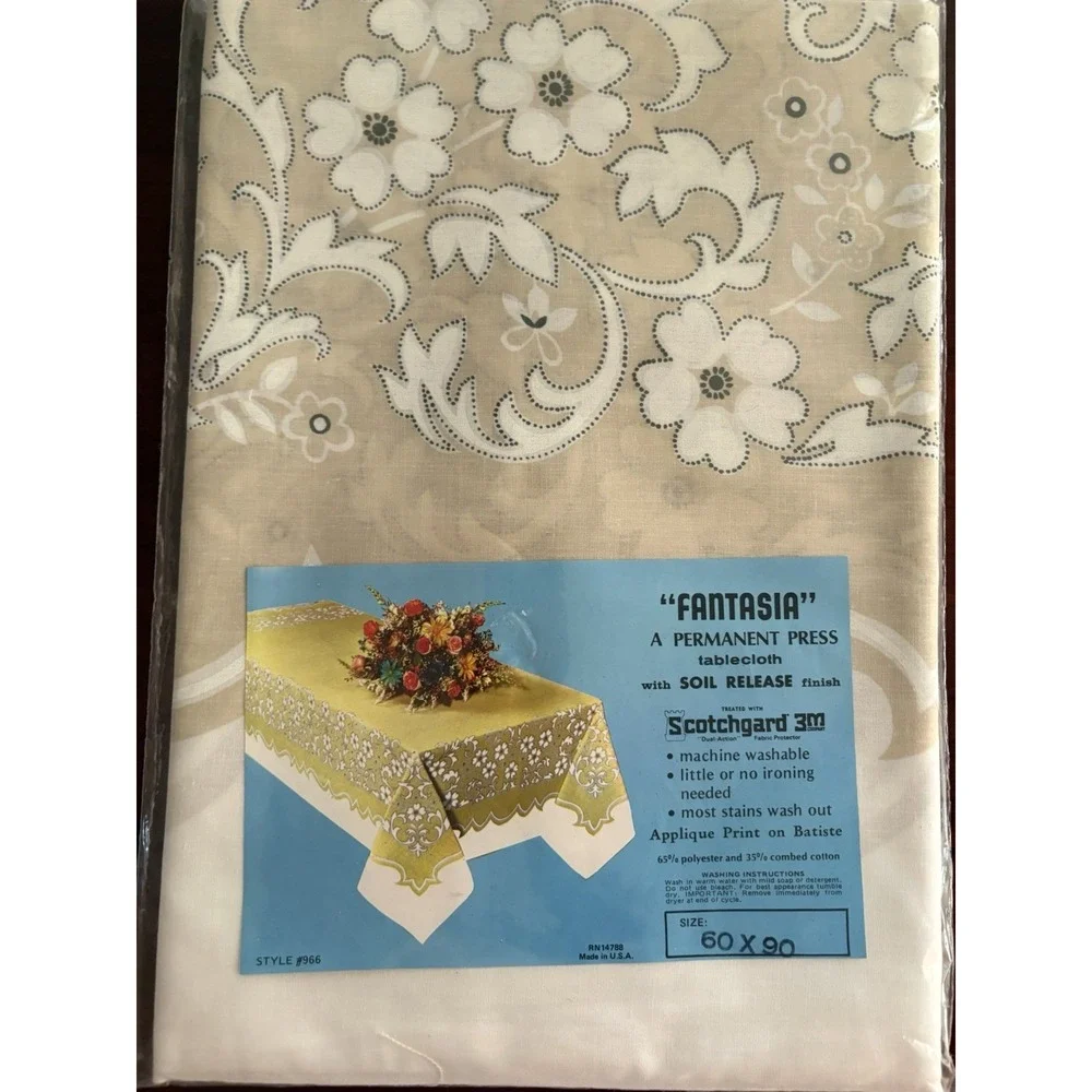 Vintage NOS Fantasia Tablecloth Permanent Press Scotchgard 3M 60
